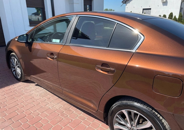 Toyota Avensis cena 45500 przebieg: 182100, rok produkcji 2015 z Środa Śląska małe 137